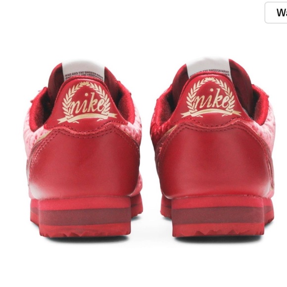 Nike Cortez Classic Special Edition Velvet Red Crush Casual Lace Sneaker Size 10 - Picture 3 of 14
